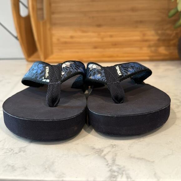 Teva Mush Mandalyn Sandal Black Blue Floral Comfort FlipFlop thick sole size 7 - Picture 4 of 8